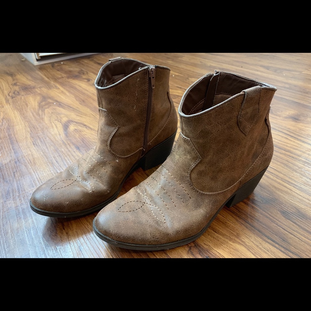 Ankle cowgirl boots